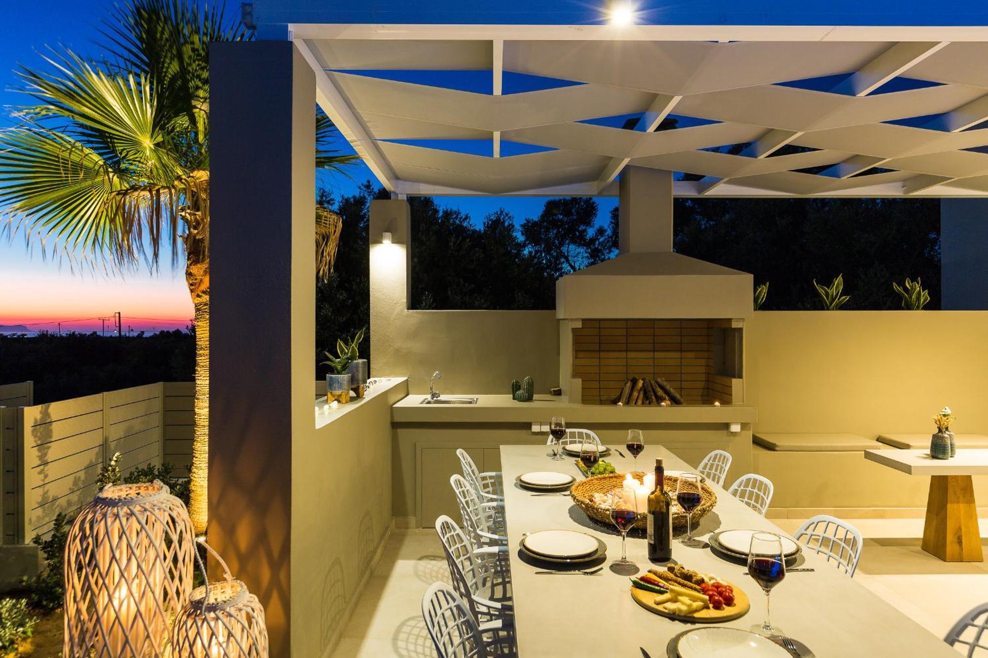 Vasilios Villa, With Pool, Gym & Close To Beach, By Thinkvilla Loutra  Luaran gambar