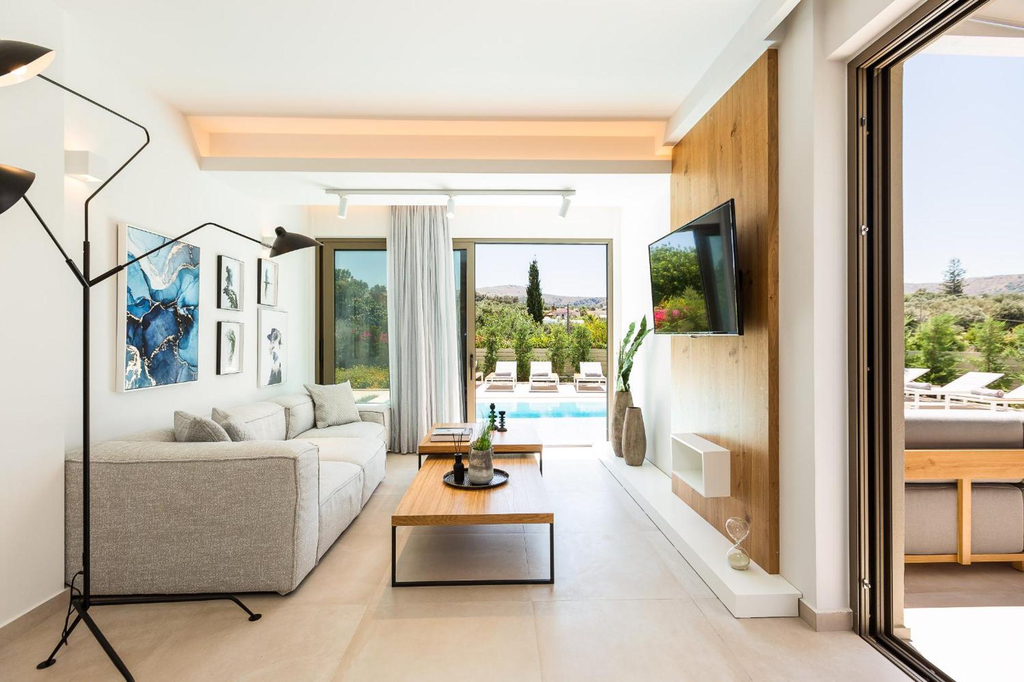Vasilios Villa, With Pool, Gym & Close To Beach, By Thinkvilla Loutra  Luaran gambar
